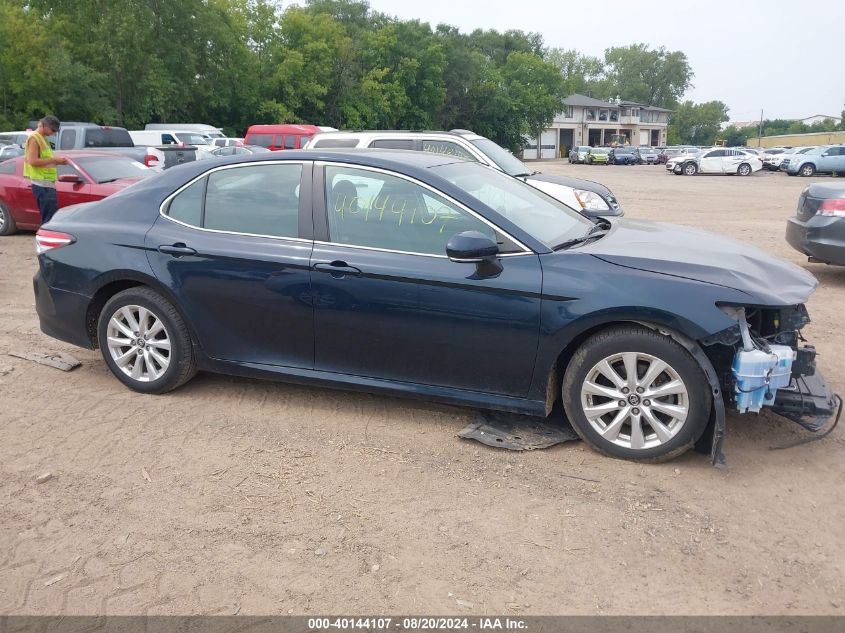 2018 Toyota Camry L/Le/Xle/Se/Xse VIN: 4T1B11HKXJU537157 Lot: 40144107