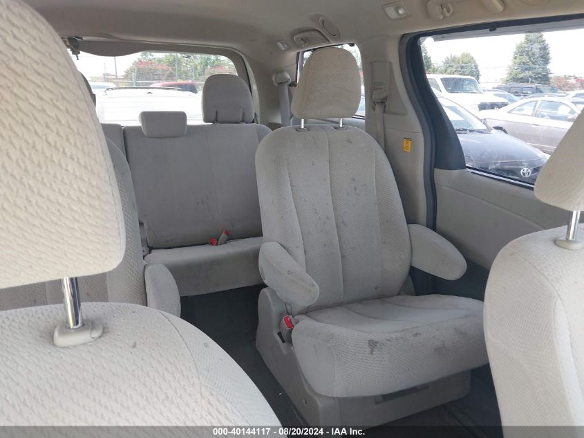 5TDJK3DCXCS044884 2012 Toyota Sienna Le 7 Passenger