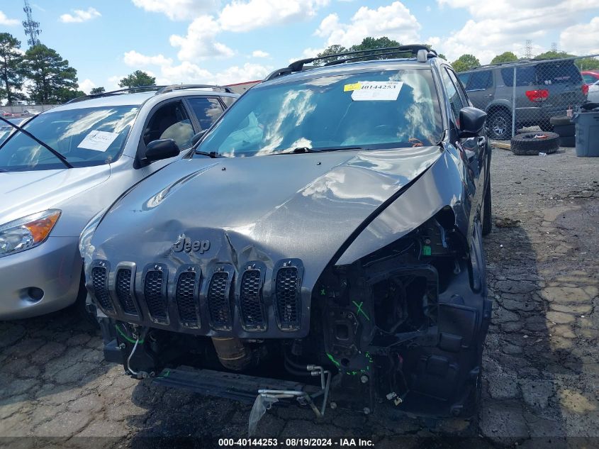 2018 Jeep Cherokee Trailhawk 4X4 VIN: 1C4PJMBX1JD508906 Lot: 40144253