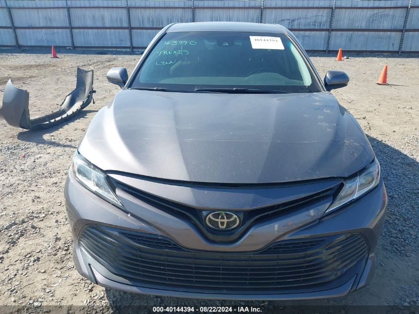 2019 Toyota Camry Le VIN: 4T1B11HK9KU208743 Lot: 40144394