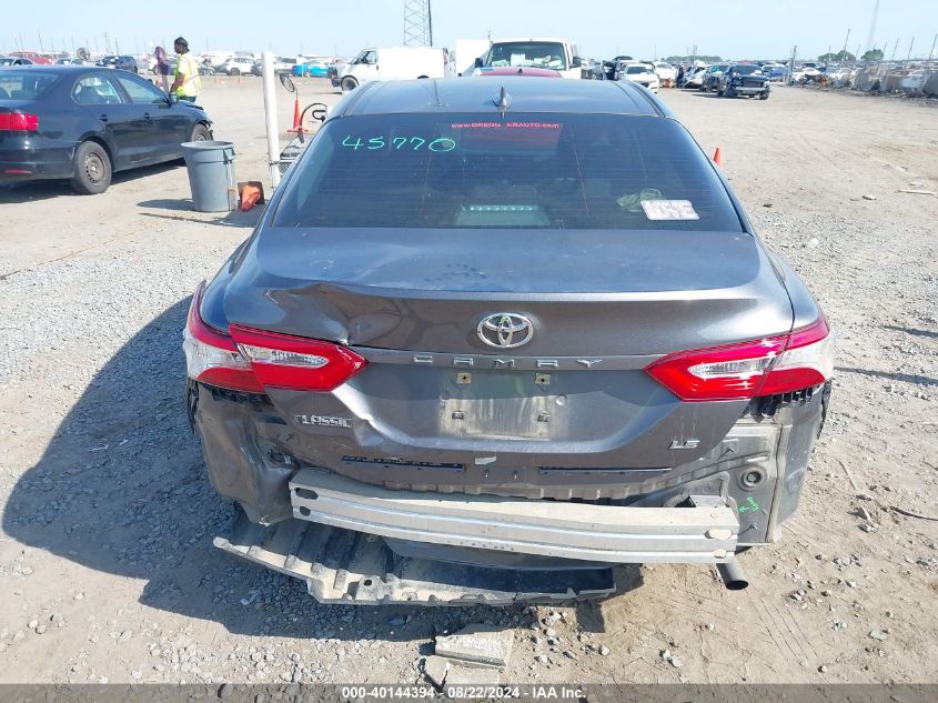 2019 Toyota Camry Le VIN: 4T1B11HK9KU208743 Lot: 40144394