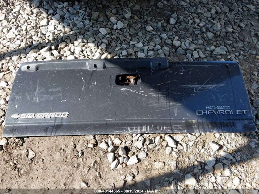 2004 GMC Sierra 2500Hd Sle VIN: 1GTHK23UX4F213080 Lot: 40144565