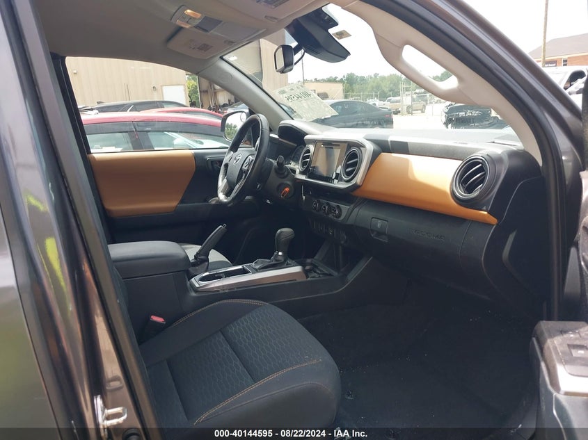 VIN 5TFRZ5CN4JX060227 2018 TOYOTA TACOMA SR5 V6