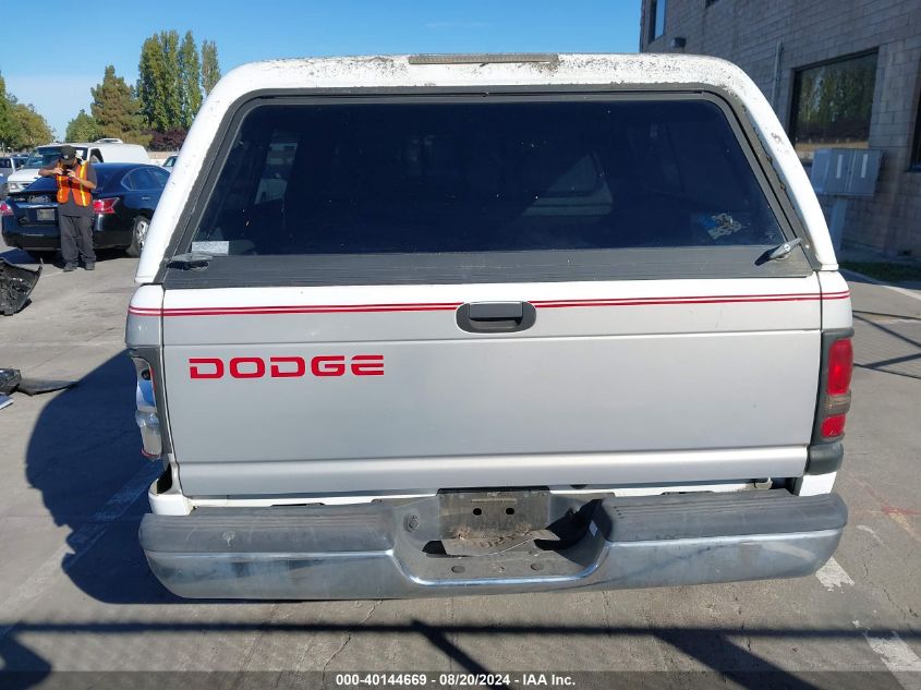 1998 Dodge Ram 1500 St VIN: 3B7HC12Y4WG124831 Lot: 40144669