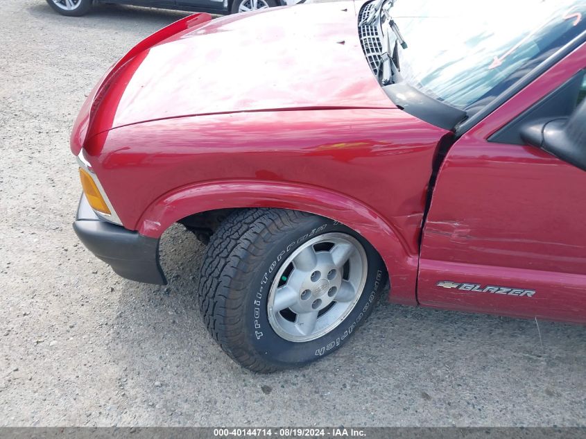 1996 Chevrolet Blazer VIN: 1GNCT18W5TK111243 Lot: 40144714