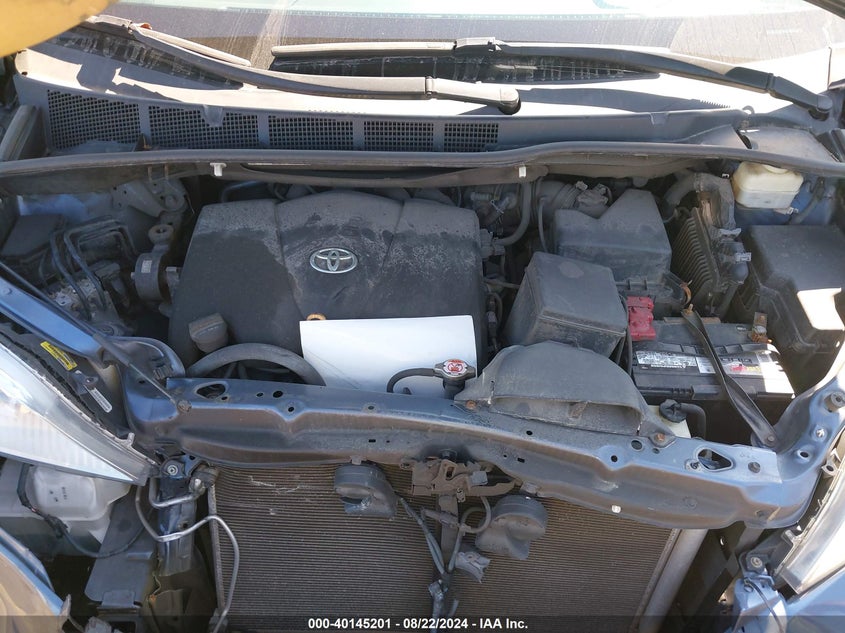 VIN 5TDYZ3DC9HS797209 2017 TOYOTA SIENNA XLE 8 PASSENGER