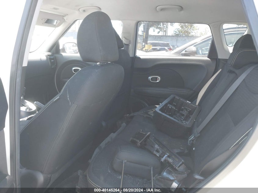 2014 KIA SOUL + - KNDJP3A56E7077952