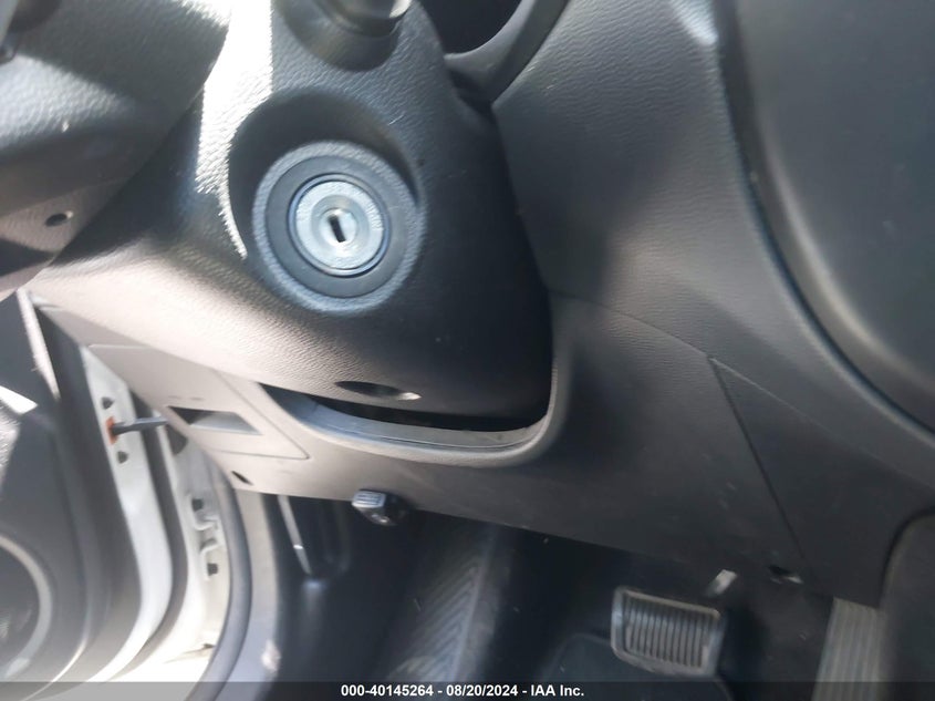 2014 KIA SOUL + - KNDJP3A56E7077952