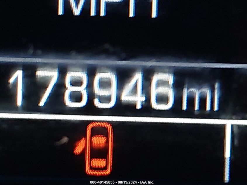 2015 Chevrolet Suburban 1500 Lt VIN: 1GNSKJKC8FR732047 Lot: 40145855