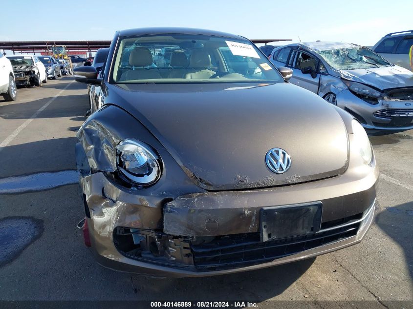 2014 Volkswagen Beetle 2.5L VIN: 3VWJP7AT7EM631007 Lot: 40146889