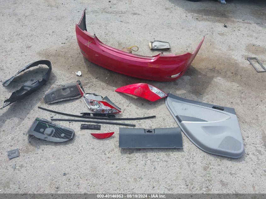 2013 Hyundai Accent Gls VIN: KMHCT4AE7DU368854 Lot: 40146953