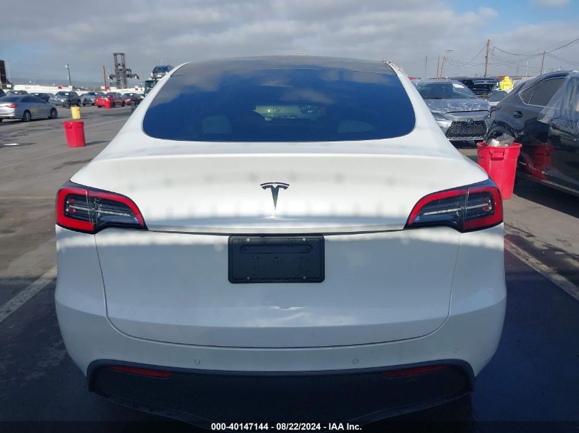 2022 Tesla Model Y Long Range Dual Motor All-Wheel Drive VIN: 7SAYGDEE9NF381451 Lot: 40147144