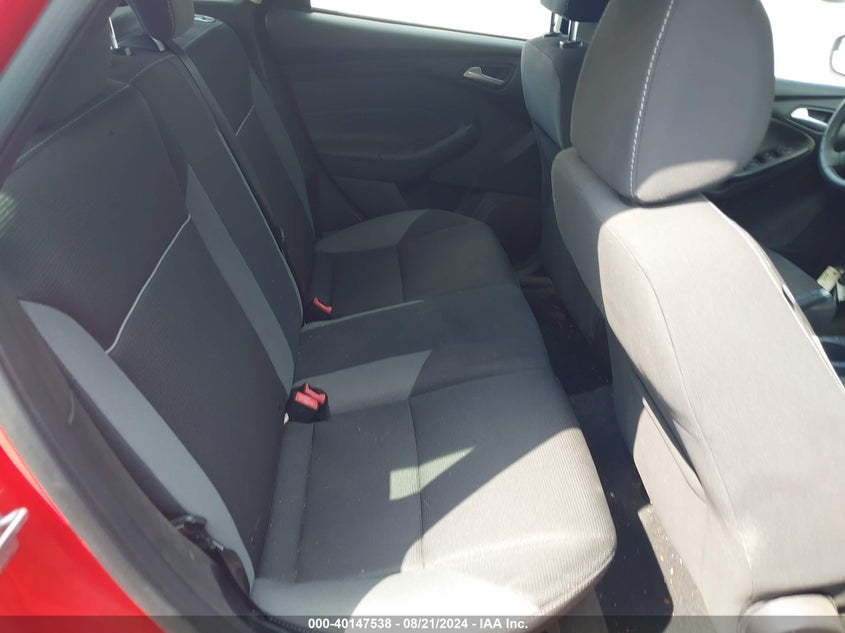 2013 FORD FOCUS SE - 1FADP3K26DL338655