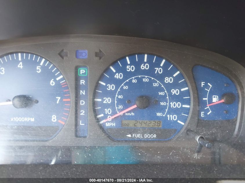 2001 Toyota Sienna Le VIN: 4T3ZF13C01U348136 Lot: 40147670