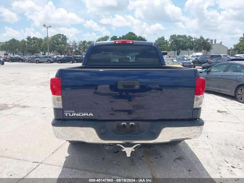 5TFEM5F14CX037068 2012 Toyota Tundra Grade 4.6L V8