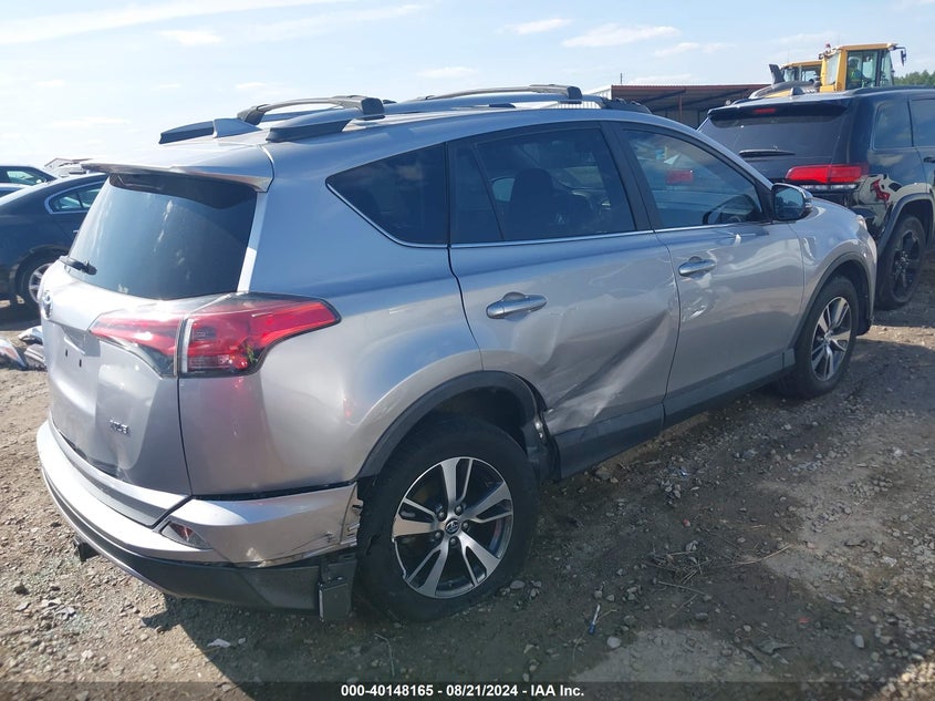 VIN 2T3WFREV1JW434653 2018 TOYOTA RAV4 XLE