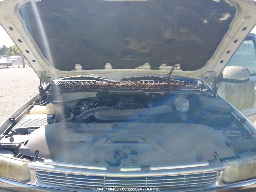 2003 Chevrolet Suburban 1500 Lt VIN: 1GNEC16Z63J221357 Lot: 40148409