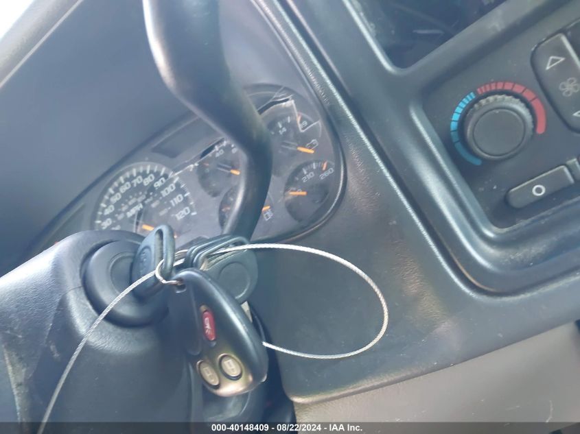 2003 Chevrolet Suburban 1500 Lt VIN: 1GNEC16Z63J221357 Lot: 40148409