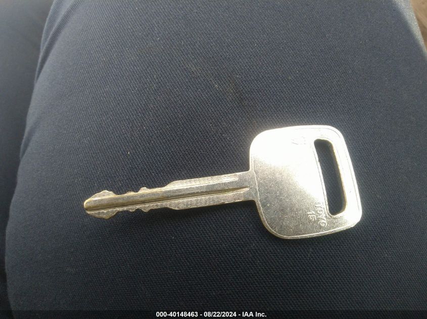 2010 Toyota Yaris VIN: JTDBT4K34A1361242 Lot: 40148463