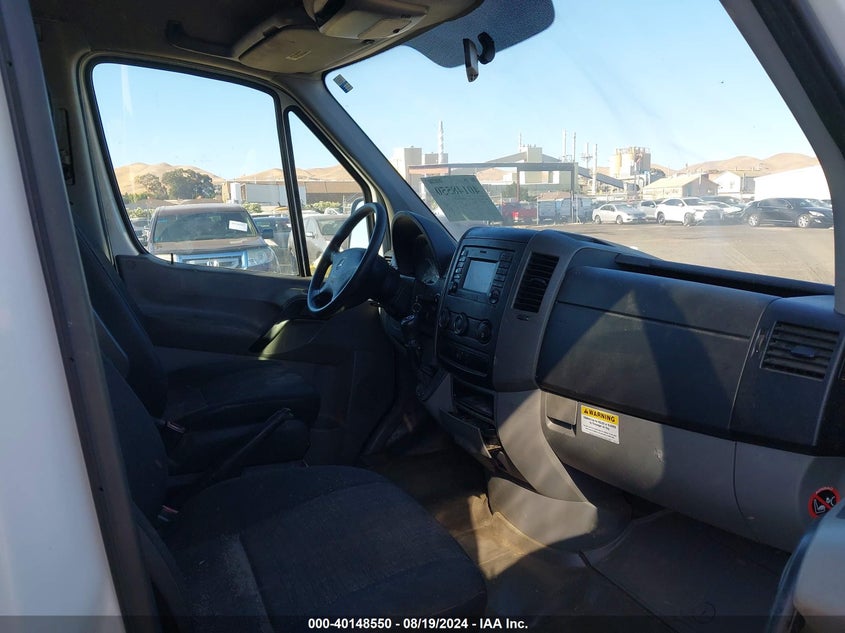 2014 Mercedes-Benz Sprinter 2500 Normal Roof VIN: WD3PE7CC6E5853926 Lot: 40148550