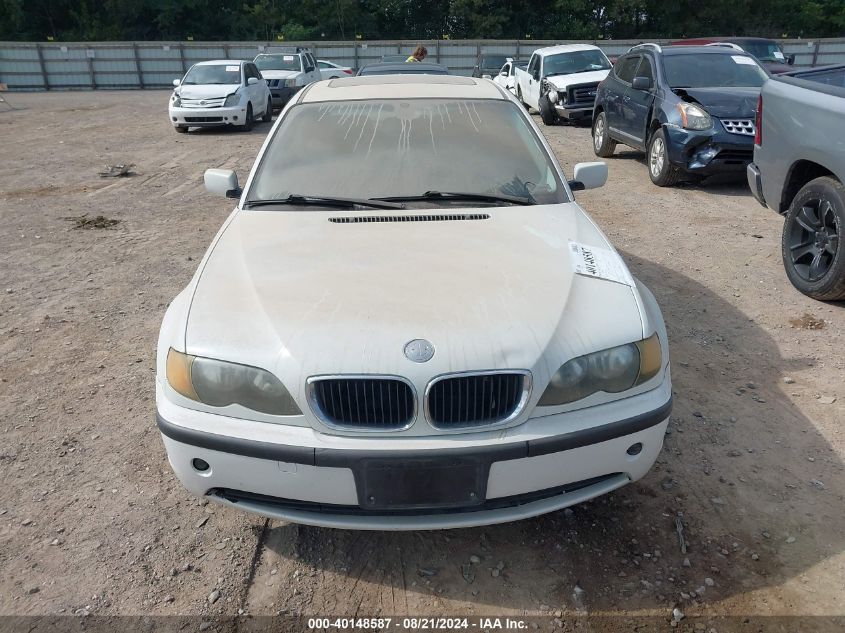 2005 BMW 325I VIN: WBAEV33435KX10154 Lot: 40148587