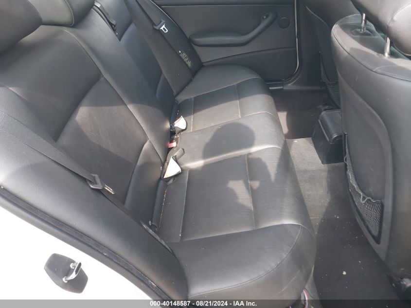 2005 BMW 325I VIN: WBAEV33435KX10154 Lot: 40148587