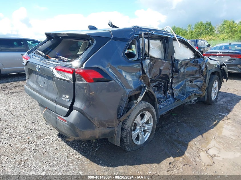 VIN 2T3RWRFV3KW012297 2019 TOYOTA RAV4 HYBRID XLE