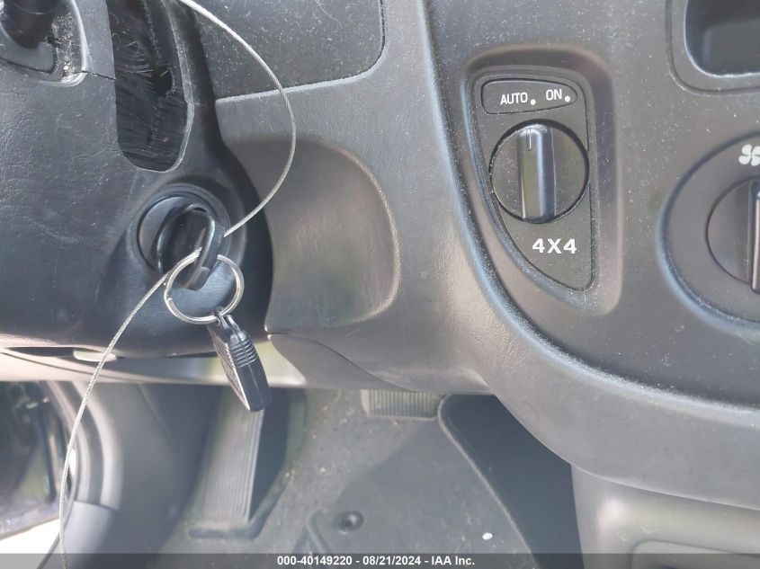 2004 Ford Escape Xls VIN: 1FMYU92144DA03706 Lot: 40149220