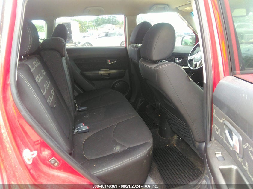 2013 Kia Soul + VIN: KNDJT2A63D7621188 Lot: 40149369