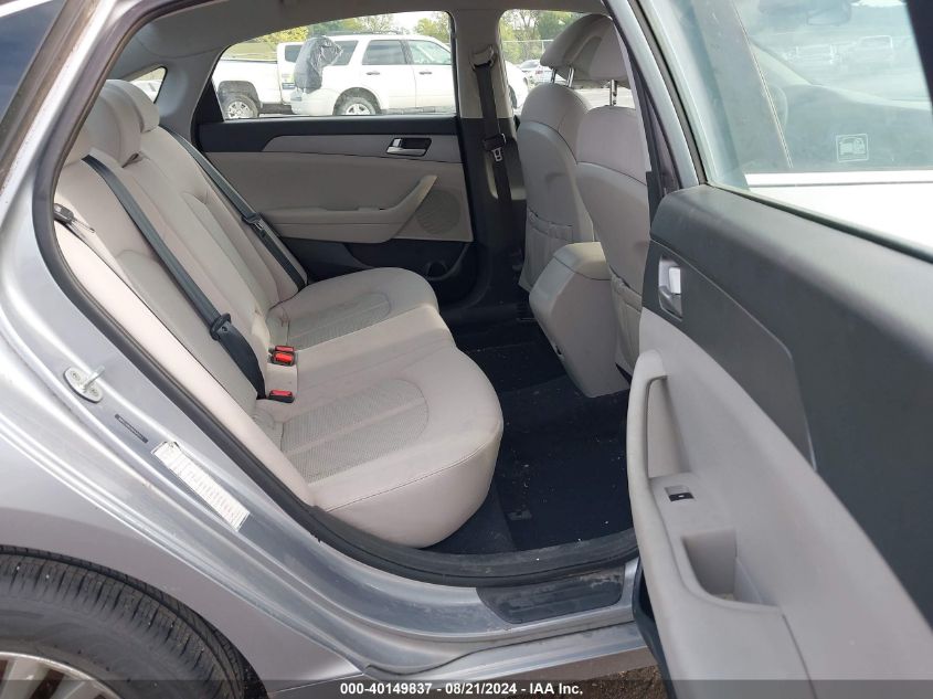 VIN 5NPE24AF0HH443113 2017 HYUNDAI SONATA