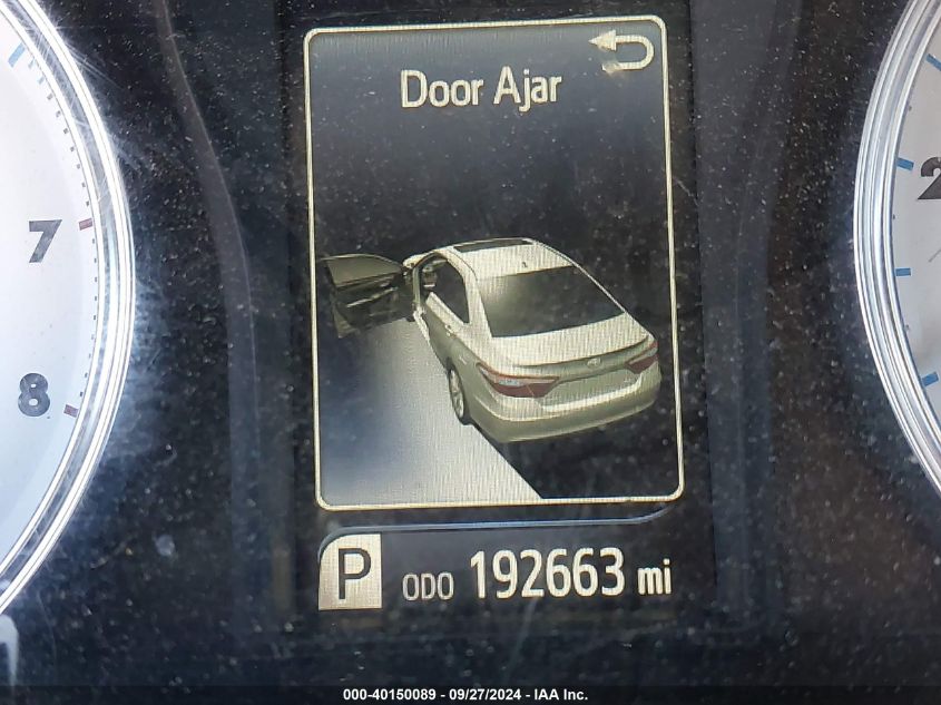 4T1BF1FK0GU520199 2016 Toyota Camry Se