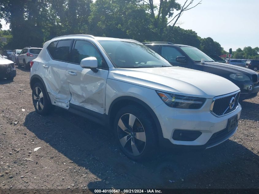 2021 Volvo Xc40 T5 Momentum VIN: YV4162UK7M2431954 Lot: 40150547