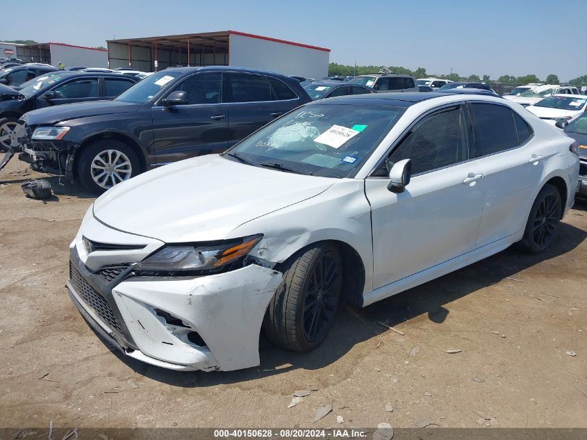 4T1K61AK8MU586406 2021 TOYOTA CAMRY - Image 2