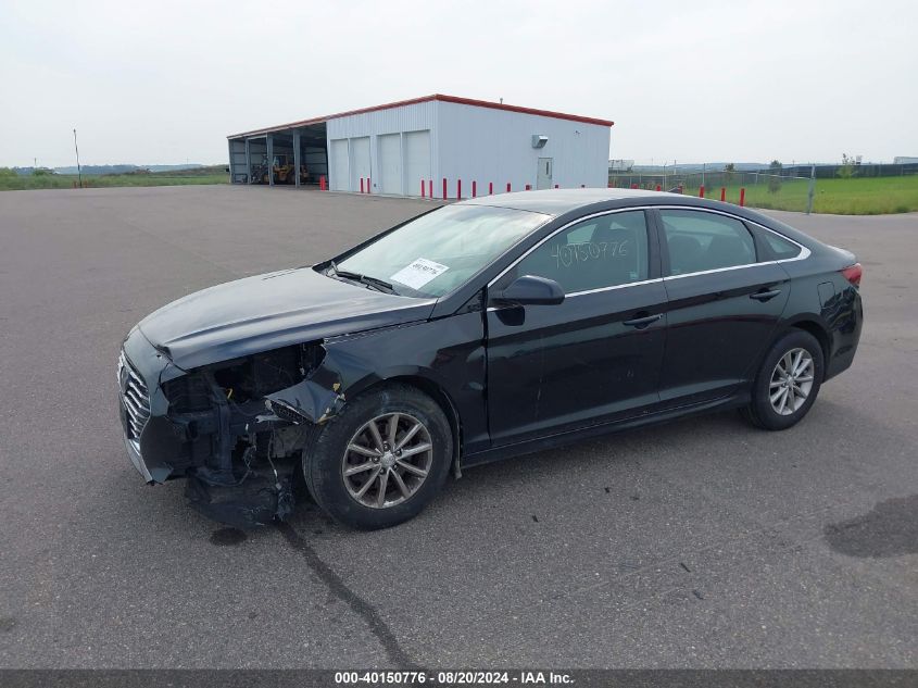 5NPE24AF6JH630765 2018 HYUNDAI SONATA - Image 2