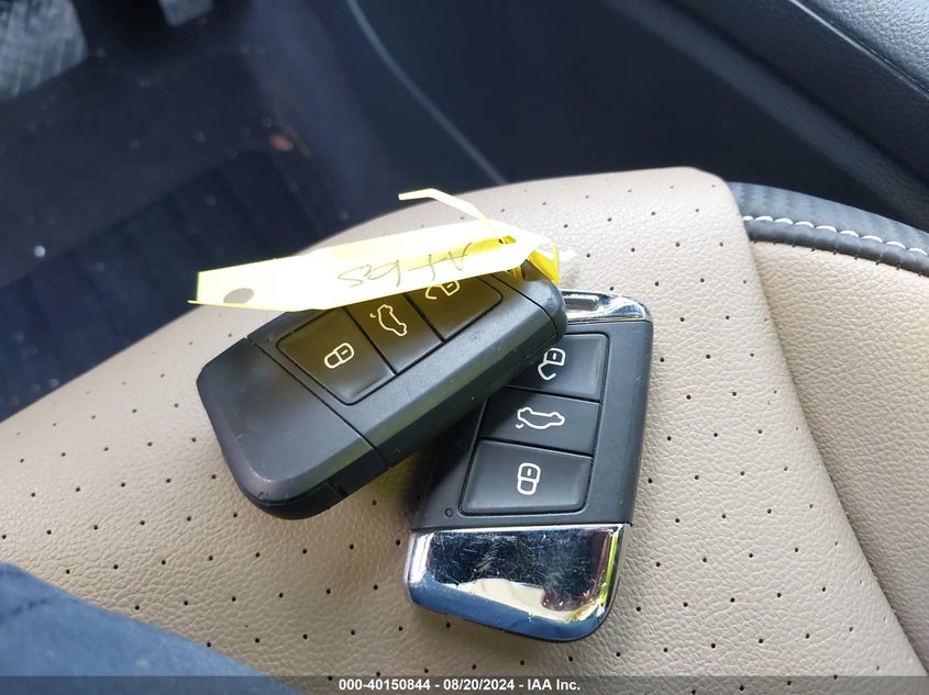 2021 VOLKSWAGEN ATLAS CROSS SPORT 2.0T SE - 1V2DC2CA3MC231163