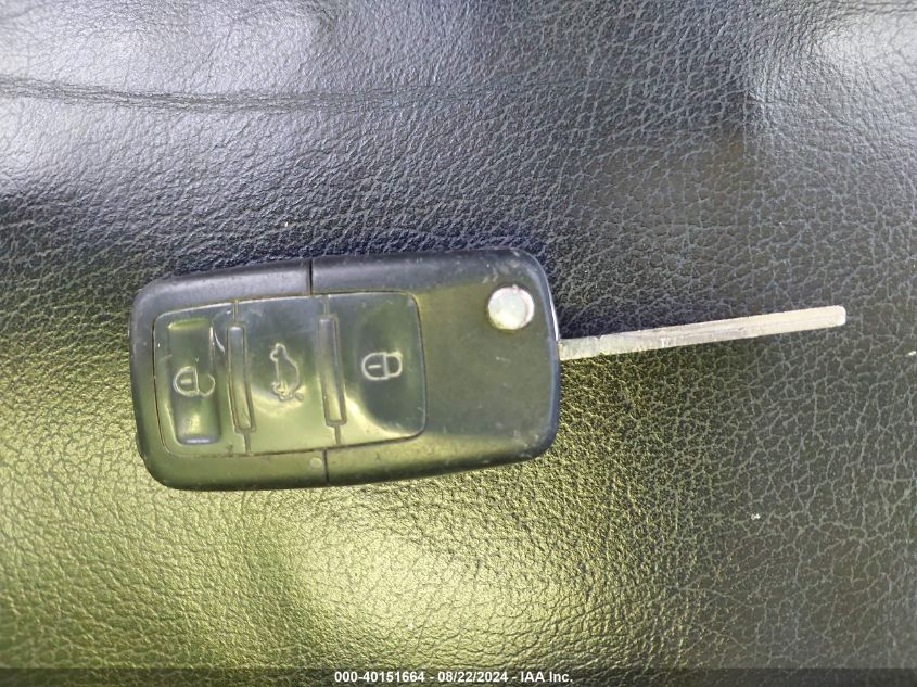 2003 Volkswagen Passat Glx VIN: WVWRH63B73P043746 Lot: 40151664