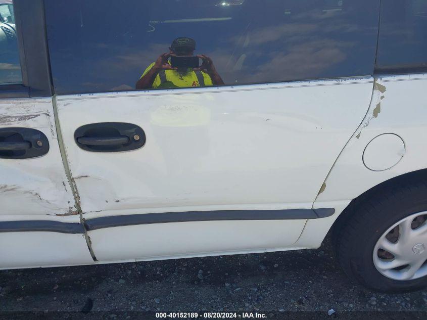 2000 Chrysler Voyager VIN: 2C4GJ25G7YR892634 Lot: 40152189