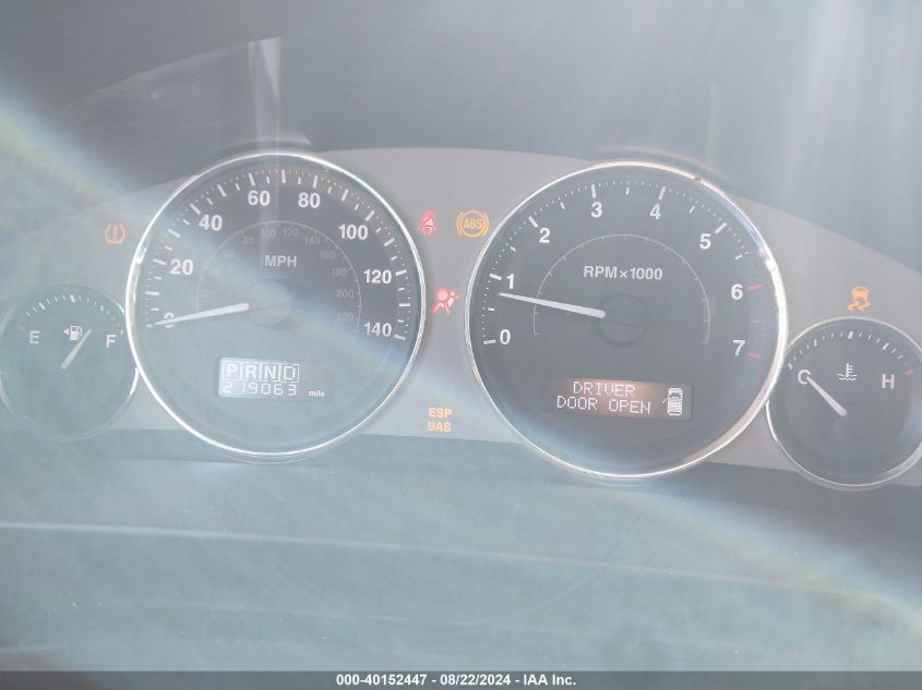 2010 Jeep Commander Limited VIN: 1J4RG5GT6AC126728 Lot: 40152447