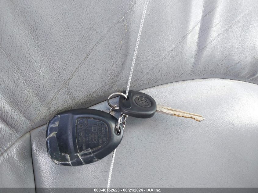 2007 Buick Lacrosse Cxl VIN: 2G4WD582471205655 Lot: 40152623