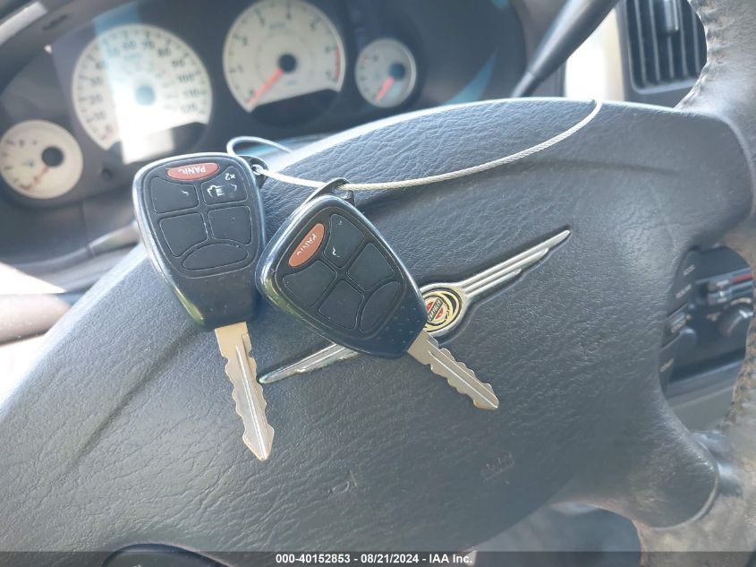 2005 Chrysler Town & Country Touring VIN: 2C4GP54L55R101415 Lot: 40152853