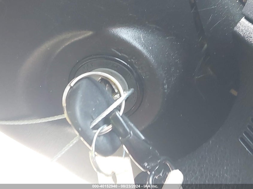 2014 TOYOTA COROLLA LE - 2T1BURHE6EC153285