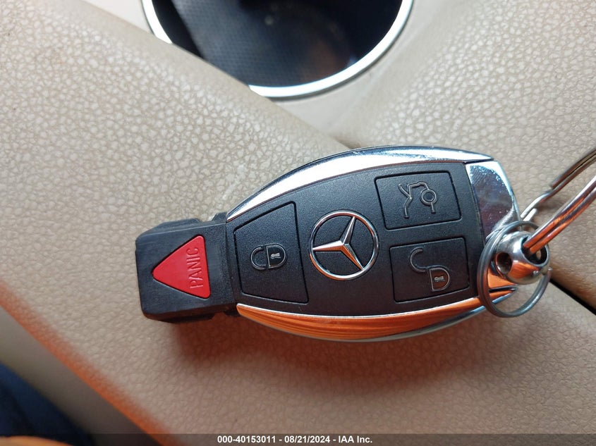 2014 Mercedes-Benz C 250 Luxury/Sport VIN: WDDGF4HB6EA924363 Lot: 40153011