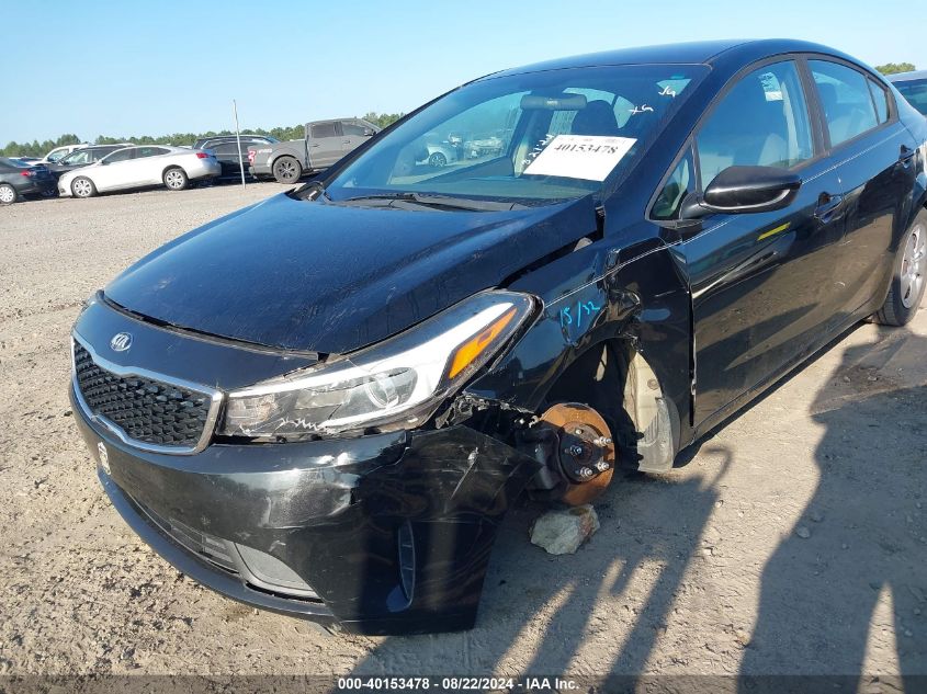 2017 Kia Forte Lx VIN: 3KPFK4A7XHE121564 Lot: 40153478