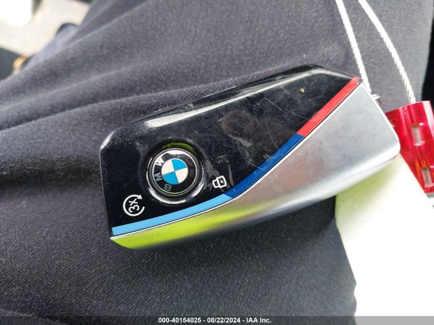VIN: 5UX33EU04R9S50196 2024 BMW X5 M60I