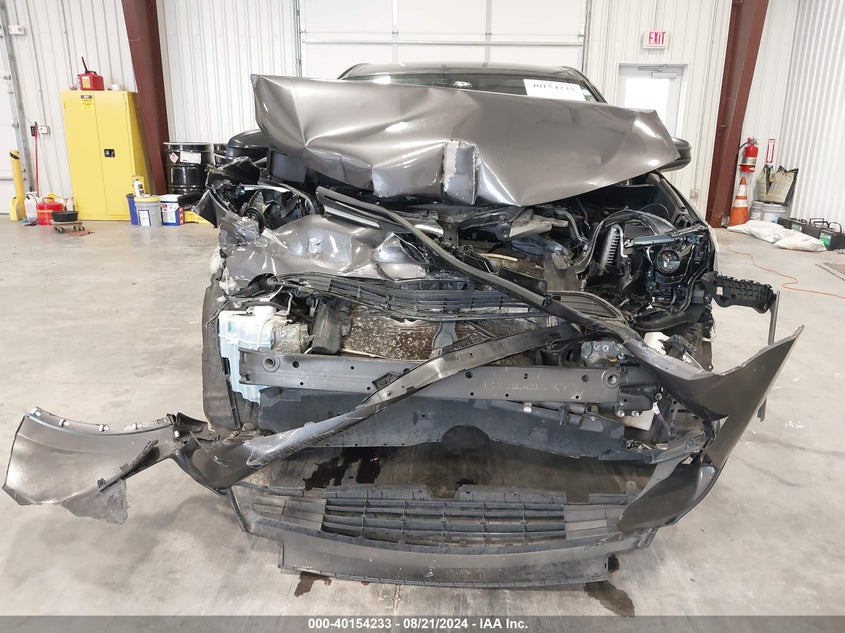 2018 TOYOTA RAV4 LE - JTMBFREV1JJ212918