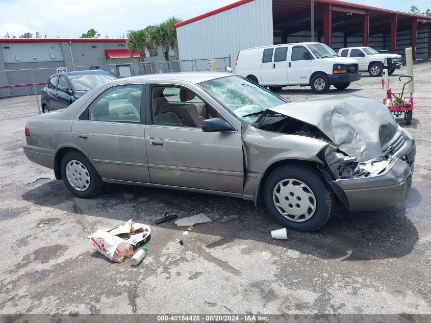 1998 Toyota Camry Le VIN: 4T1BG22K1WU188717 Lot: 40154425