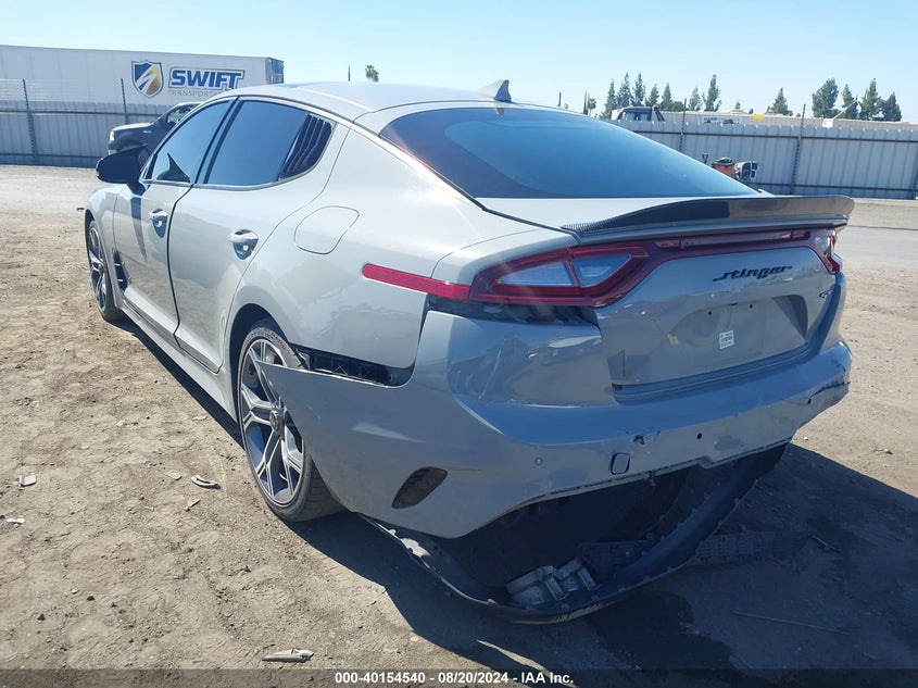 VIN KNAE45LC2J6029220 2018 KIA STINGER GT1