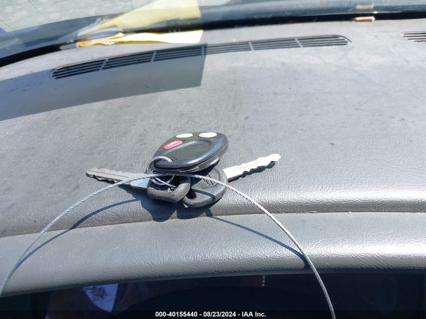 2005 Chevrolet Silverado 1500 Z71 VIN: 2GCEK13T351145265 Lot: 40155440