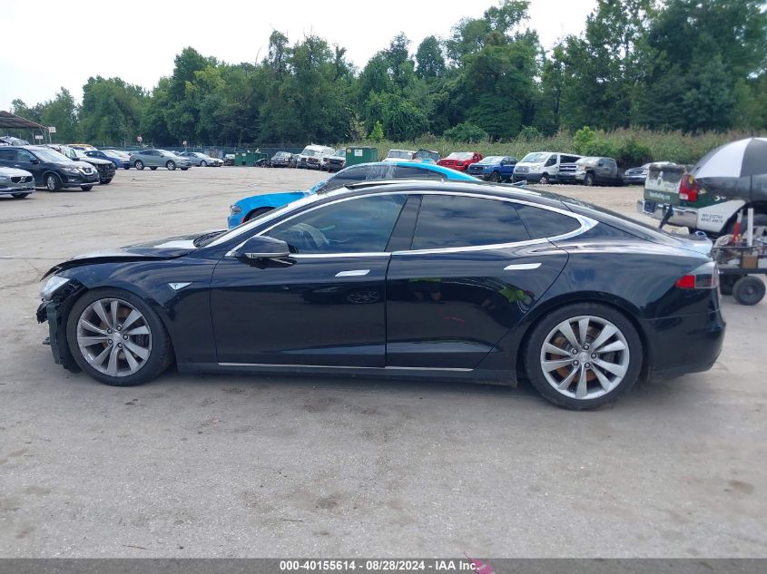 2016 Tesla Model S 60D/70D/75D/85D/90D VIN: 5YJSA1E2XGF122737 Lot: 40155614