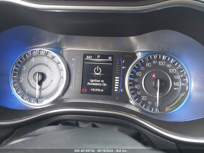 2015 Chrysler 200 Limited VIN: 1C3CCCAB2FN735326 Lot: 40155742